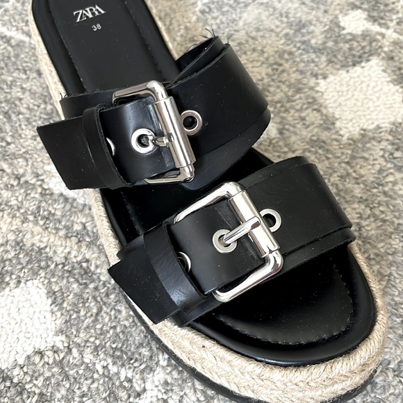 Zara Platform Sandals - Picture 3 of 3